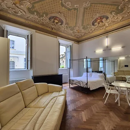 La Perla Town Apartment *